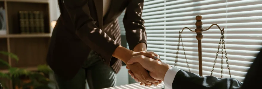 comment-un-avocat-peut-il-eviter-les-conflits-entre-les-heritiers